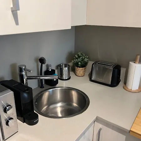 Cozy Well-located In Terrassa, Barcelona Apartment